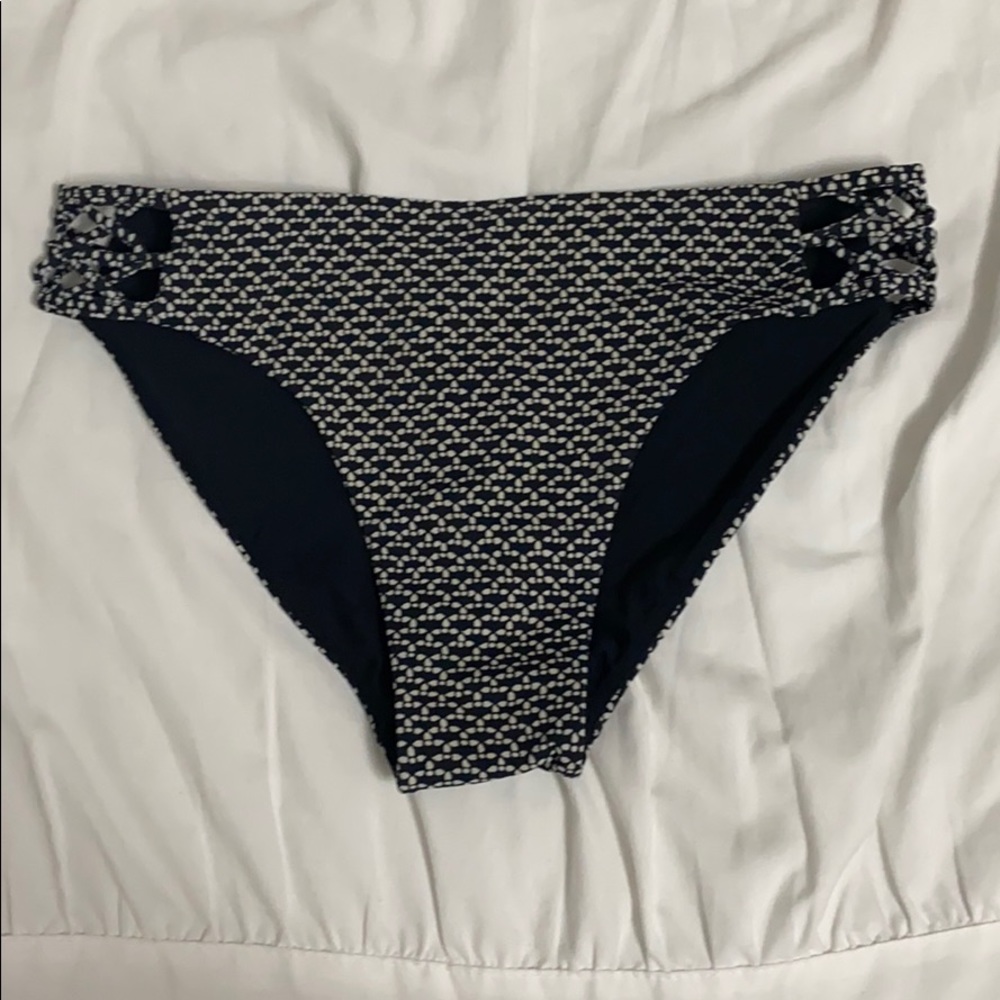 Lululemon coastline bottoms